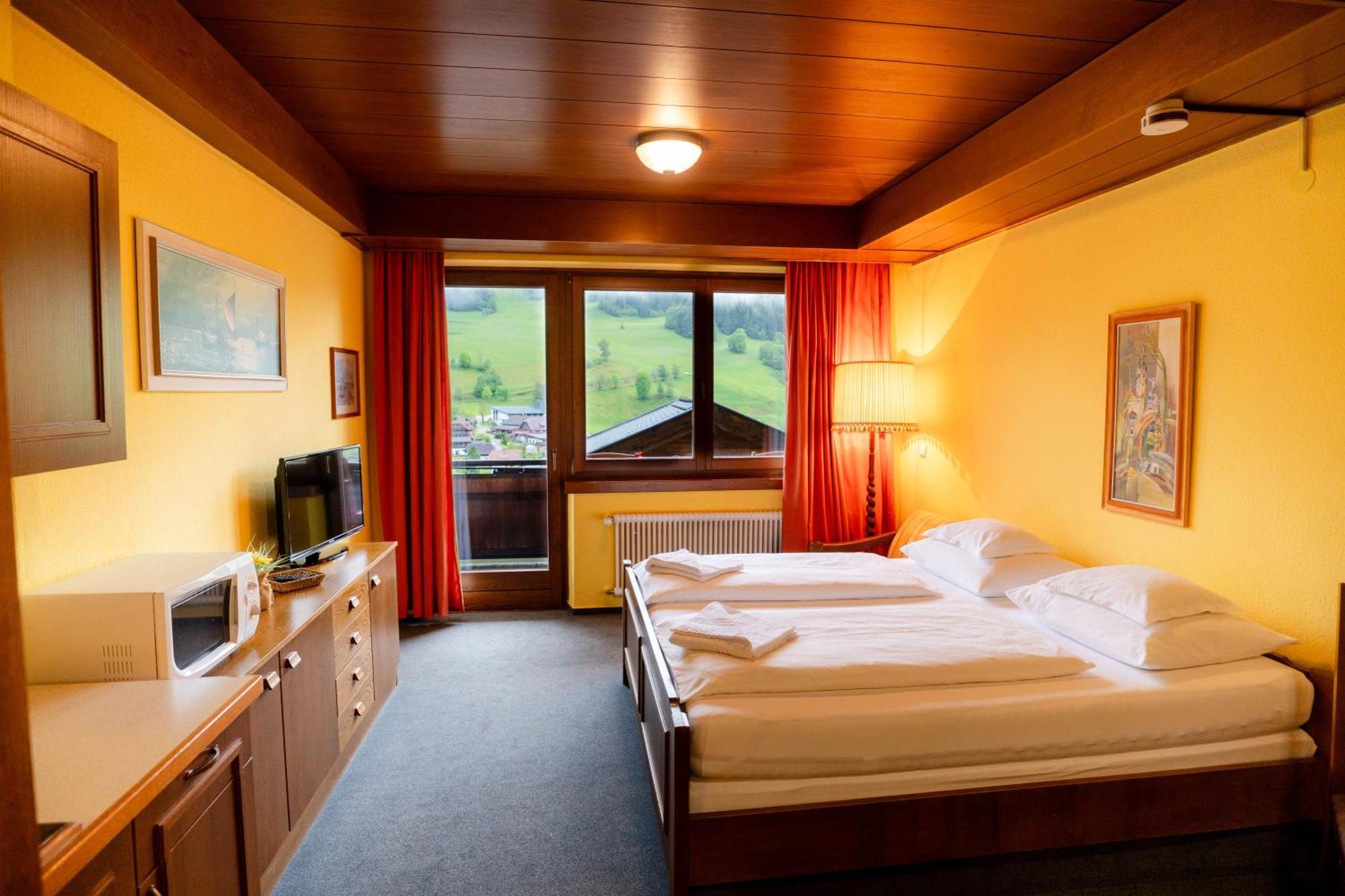 Haus Anna - Kaernten Card Im Sommer Inklusive Бад Кляйнкирххайм Экстерьер фото
